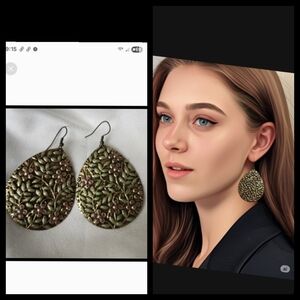 Elevate Your Style Retro Vintage Geometric Earring Water Drop Carved Vine●